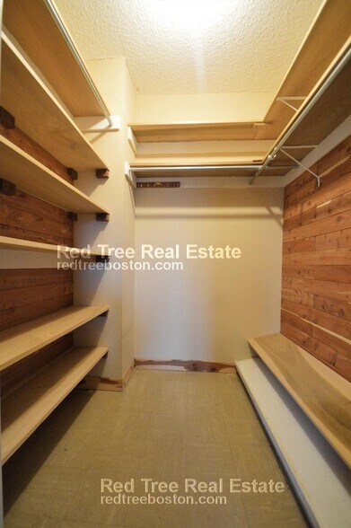 Building Photo - 30 Longwood Ave