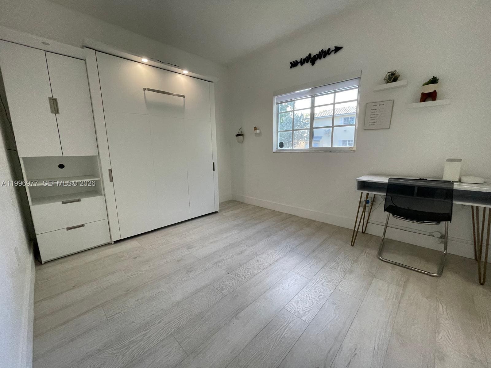 Building Photo - 325 NW 19th Ln