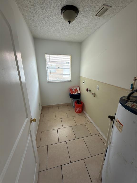 Building Photo - 2463 Chestnut Woods Dr