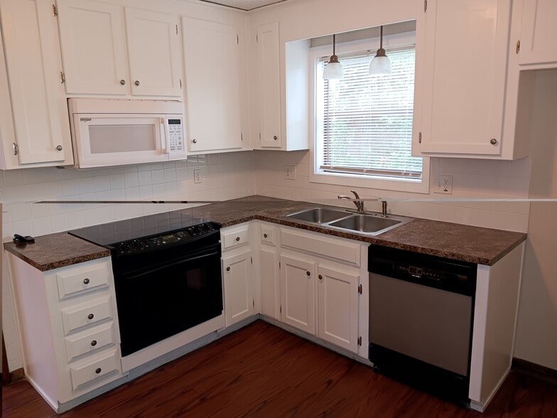 Building Photo - 3466 Winter Hill Drive