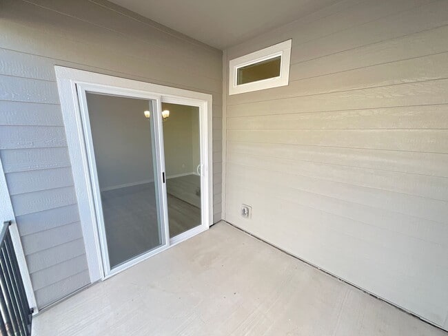 Building Photo - 3 Bedroom Townhome Available Near Tutt Blvd & E Woodmen Rd