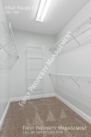 Building Photo - 6940 Palms Ct