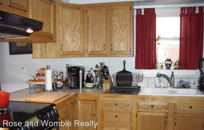 Building Photo - 4 br, 2 bath House - 5525 Society Court