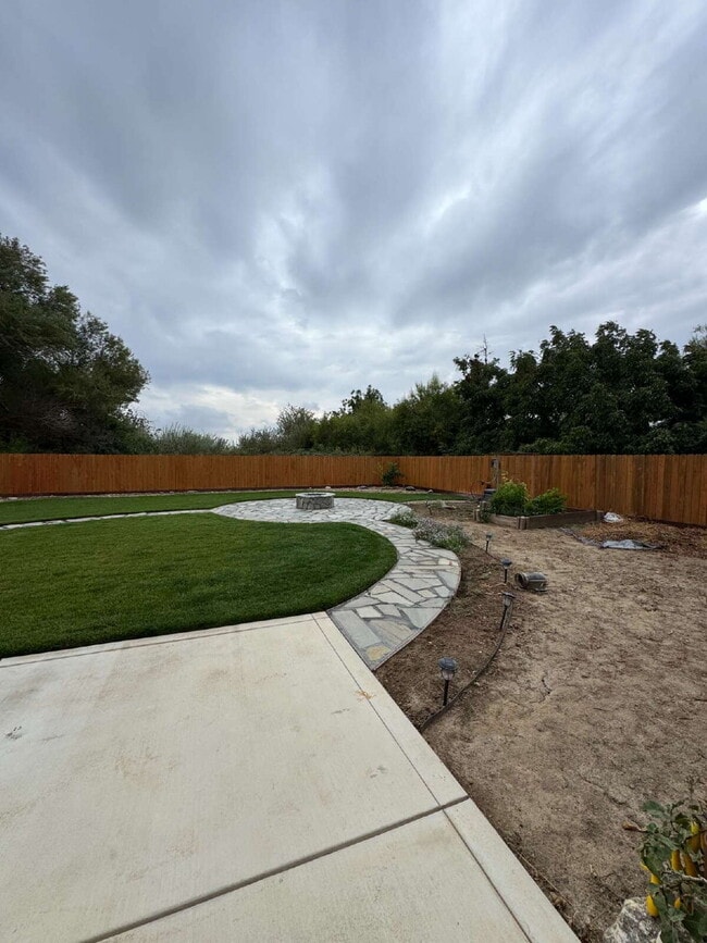 Building Photo - The Home That Stands Alone — Literally