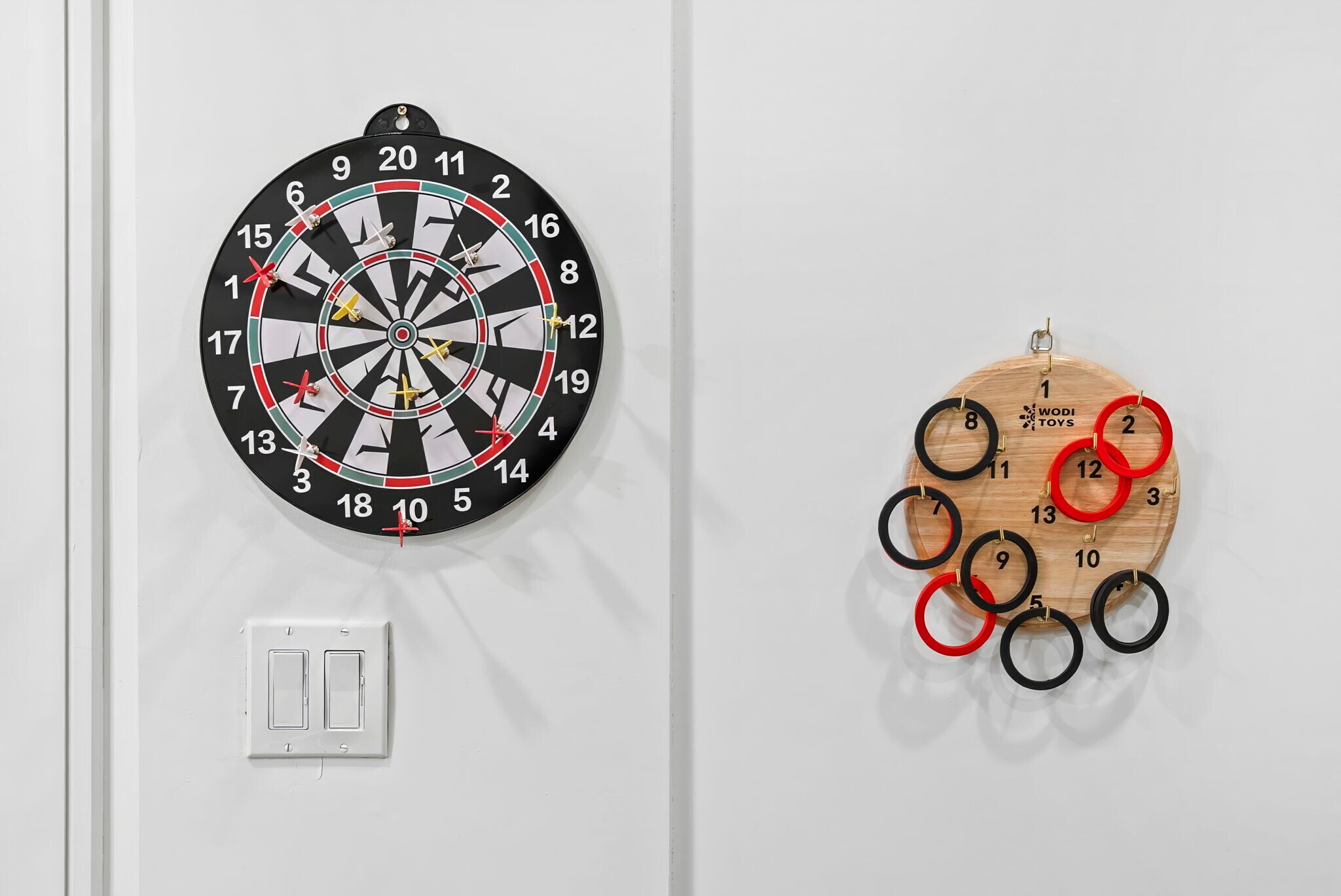 Building Photo - 1566 Beacon St