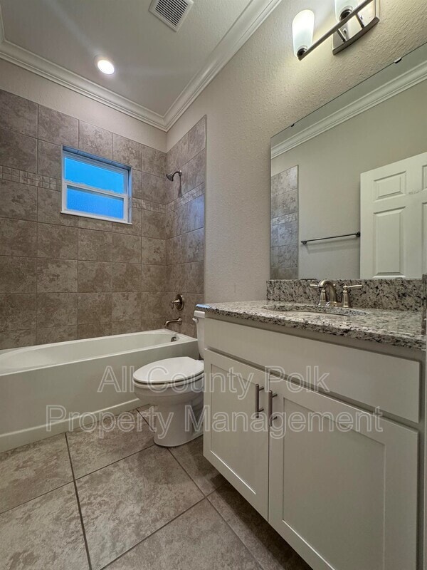 Building Photo - 272 Walkers Point Dr