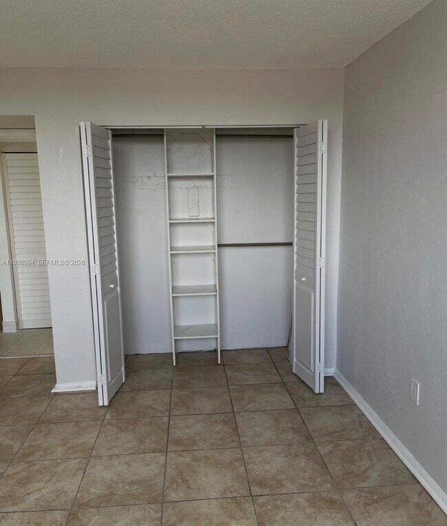 Building Photo - 1251 NE 108th St