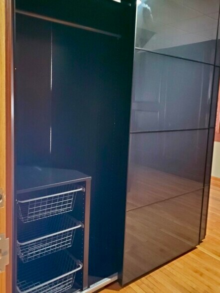 Building Photo - 35 N Saginaw St