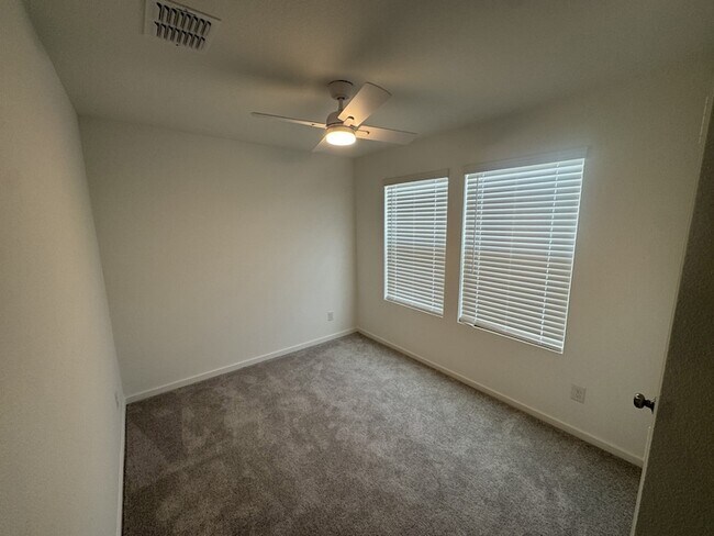 Building Photo - 6311 Whimbrel Wy