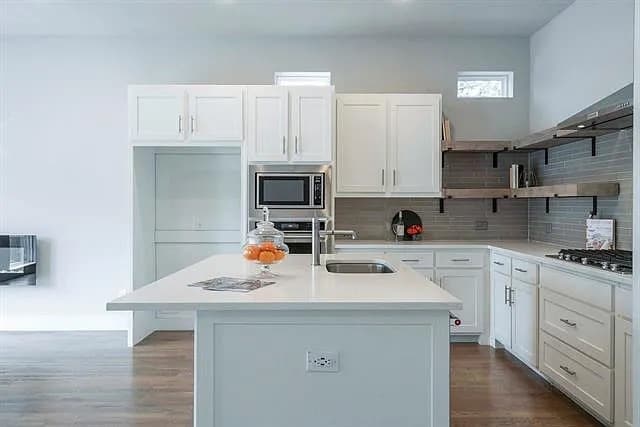 Building Photo - 1292 N Prairie Ave