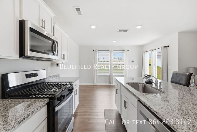 Building Photo - 1313 Duffers Ln
