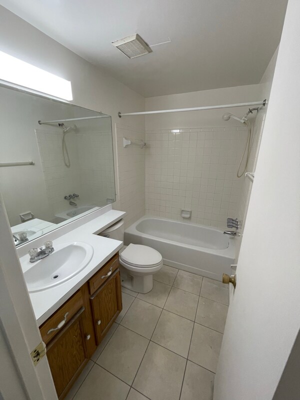Building Photo - 13205 Chalet Pl