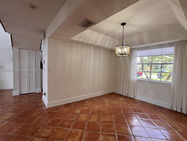 Building Photo - 14819 SW 46th Ln