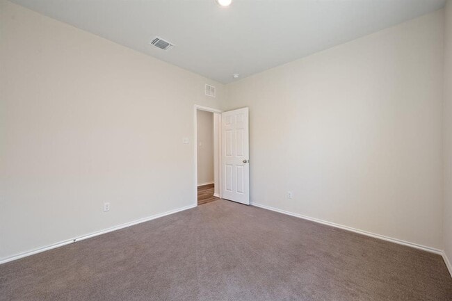 Building Photo - 184 Gunther Way