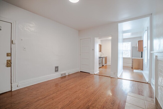 Building Photo - 2230 Tilbury Ave