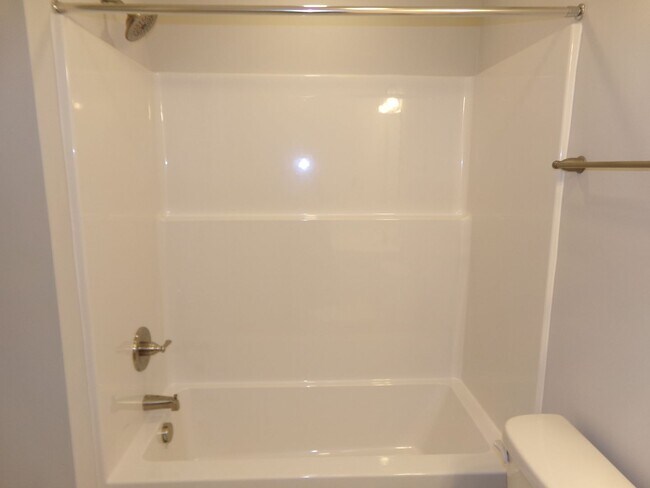 Building Photo - Welcome to Jacks Branch Townhomes – Modern...