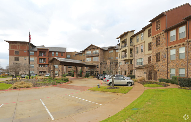Primary Photo - Watercrest at Mansfield