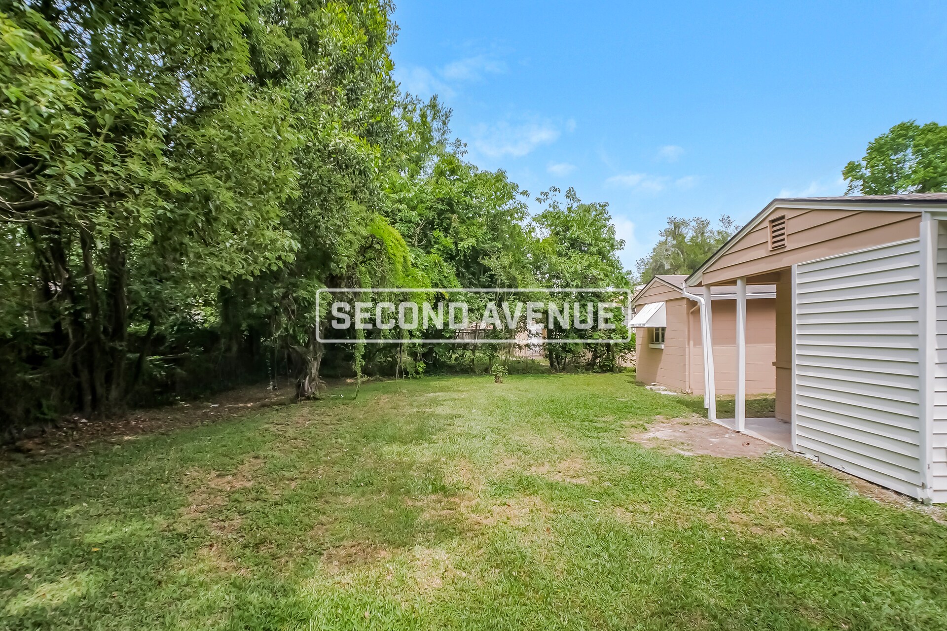 Building Photo - 835 Gates St