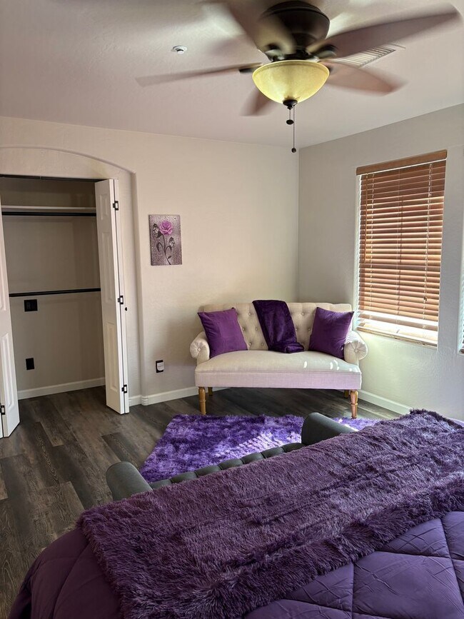 Building Photo - Furnished, 1-Year Long-Term Rental