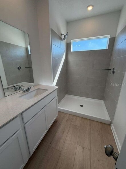 Building Photo - 5195 Loyalty Dr