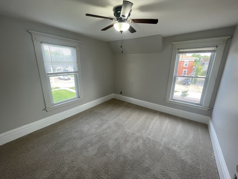 Building Photo - 108 Hamilton Pl