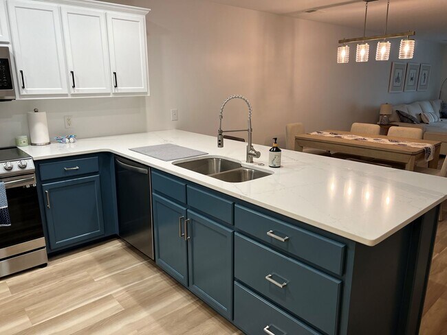 Building Photo - 1620 Goley Hewett Rd