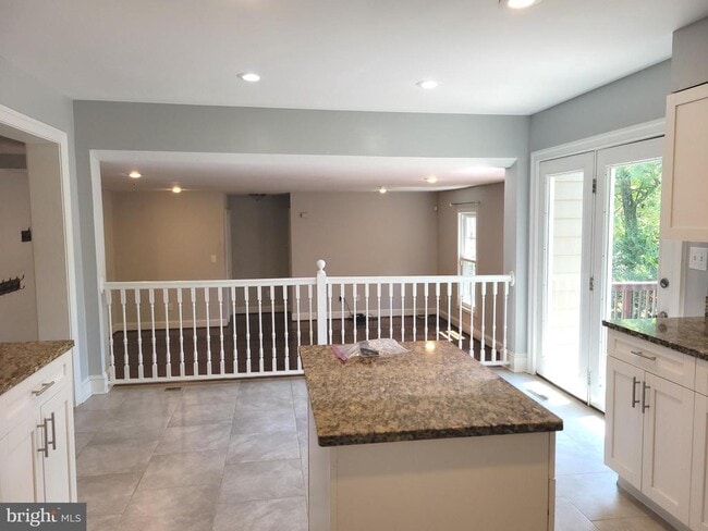 Building Photo - 1108 Swan Creek Rd