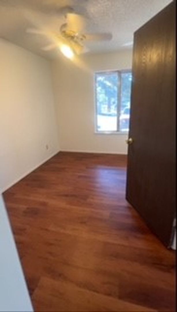Building Photo - NAU ADJACENT!! One Bedroom Condo at University Meadows: $1,375.00