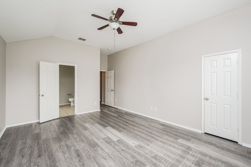 Building Photo - 2104 Aster Trail
