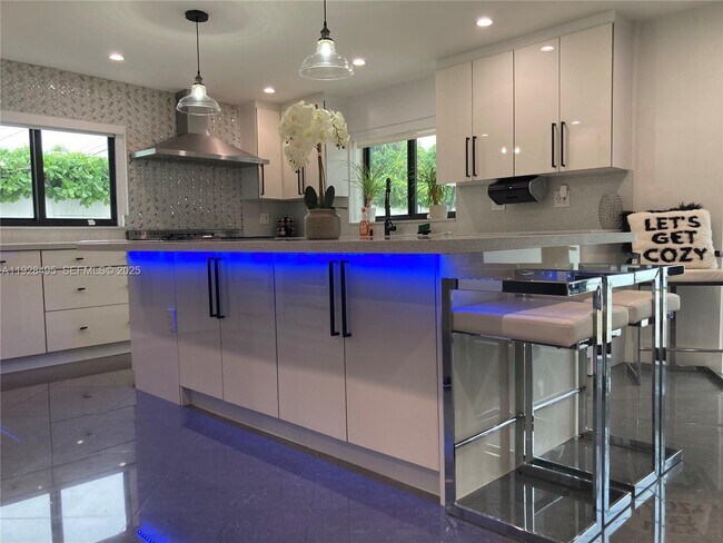 Building Photo - 7524 Mutiny Ave