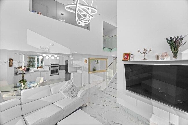 Building Photo - 3000 NE 188th St