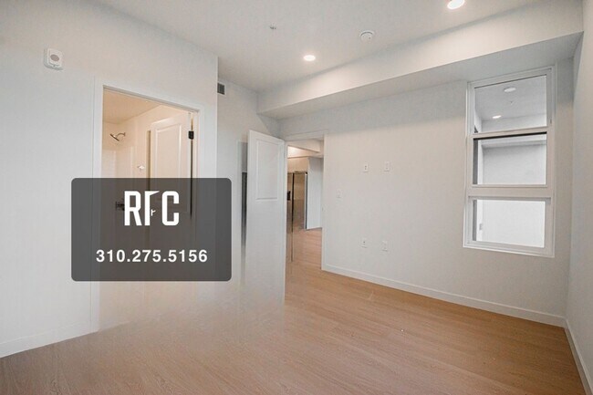 Building Photo - Welcome to the Gramercy