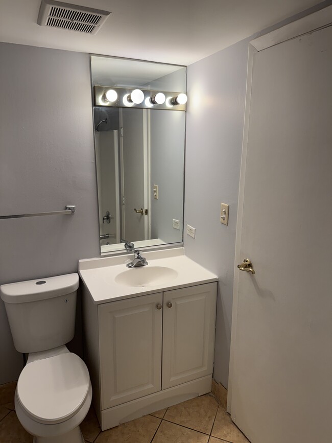 1/2 bath in master bedroom - 17984 Amherst Ct