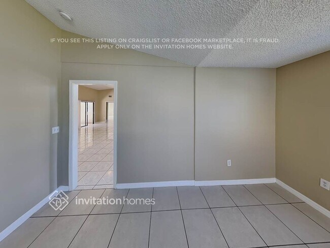 Building Photo - 1500 Lund Ave