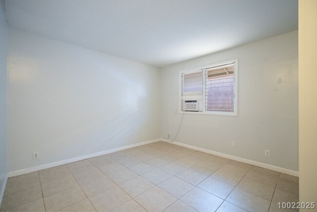 Building Photo - $3300 / 4 Bed /2 Bath / 2 Parking IN PEARL...