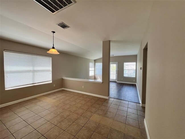 Building Photo - 11701 Timber Heights Dr