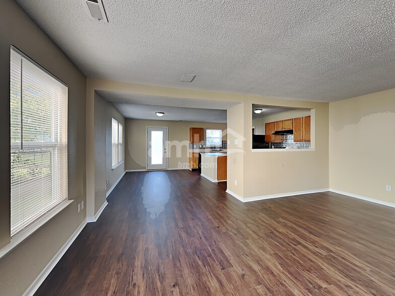 Building Photo - 9128 Stones Bluff Pl