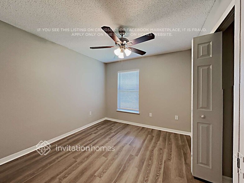 Building Photo - 2415 Marcasite Loop