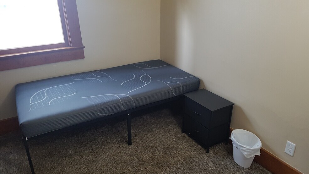 Building Photo - 1032 Perry St