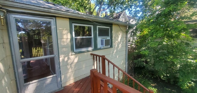 Building Photo - 1806 Colfax St