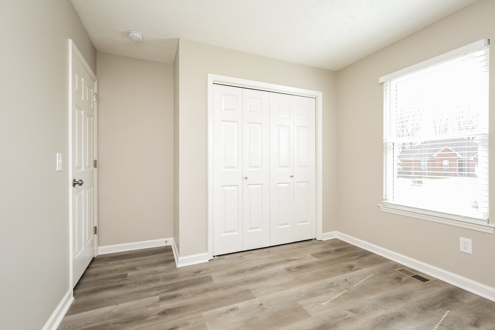 Building Photo - 125 Oak Leaf Dr