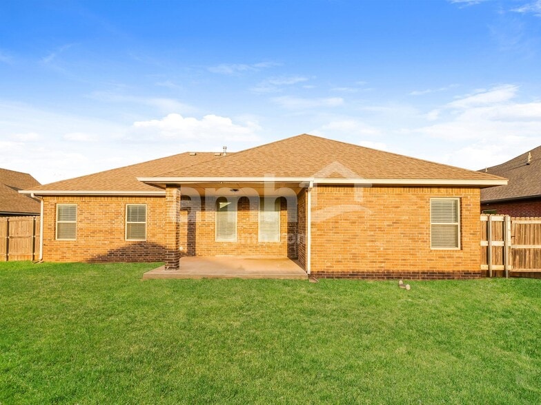 Building Photo - 4800 Limestone Dr