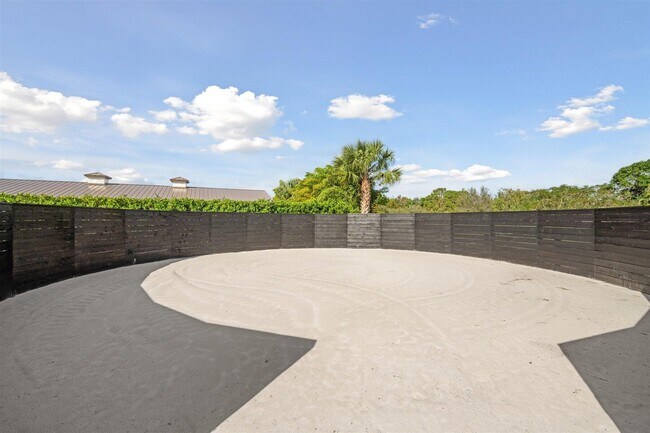 Building Photo - 2904 Appaloosa Trail