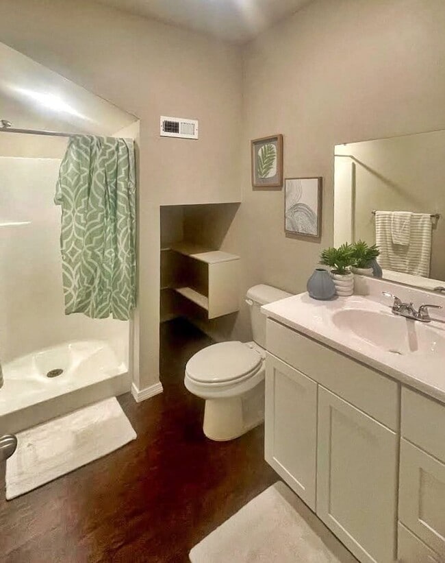 Interior Photo - North Pointe DLP, LLC