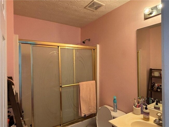 Building Photo - 3287 Baymount Way