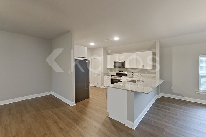 Building Photo - 22832 Monterey Ave