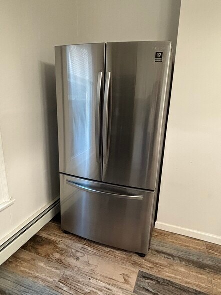 Building Photo - 35 Ashland Ave