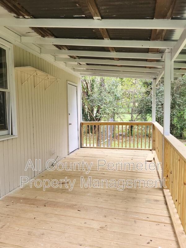 Building Photo - 4226 Robinson Cir