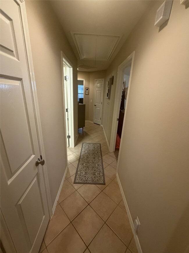 Building Photo - 4714 Woodspring Glen Ln