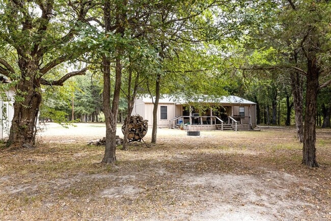 Building Photo - 2531 Recreational Road 3